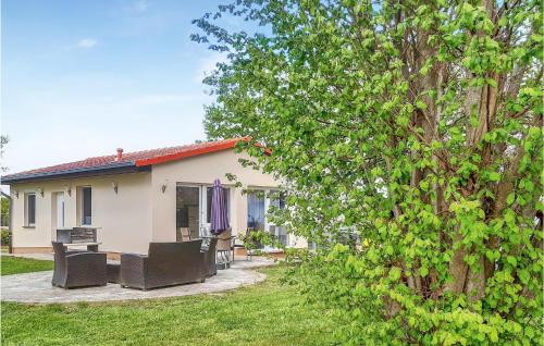 Viesnīcas āriene, 2 Bedroom Awesome Home In Behrenhoff in Behrenhoff