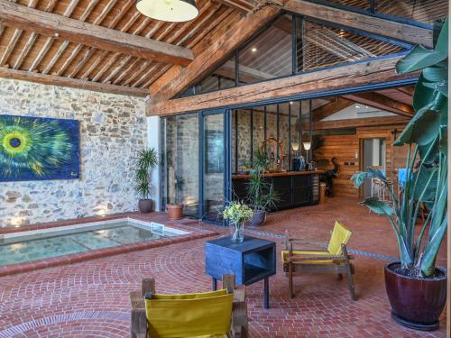 . Exclusive Penthouse in Le Somail with Pool