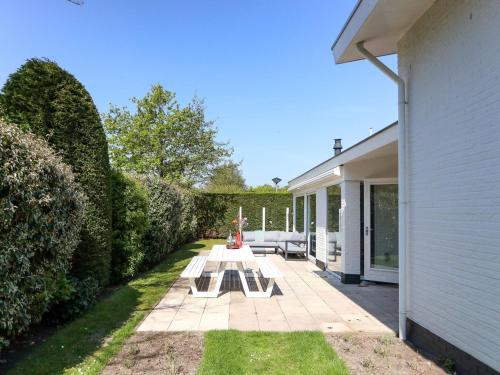 Amazing holiday home in Kamperland with sauna Amazing holiday home in Kamperland with sauna