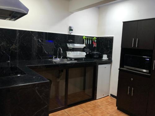 Comodo Departamento full equipado con cocina, TV 80p, wifi 150mbs, etc