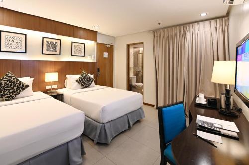 room detail thumbnail 1