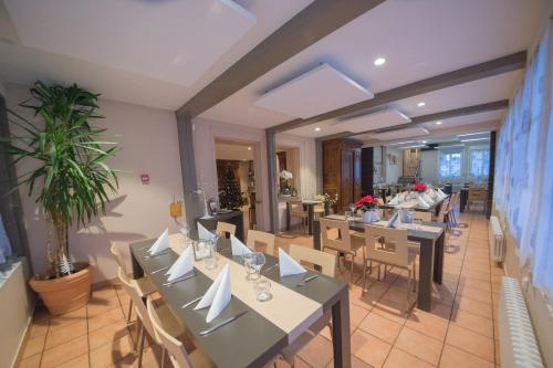 Restorāns, Logis Hotel Restaurant Barrey in Oršampvenna