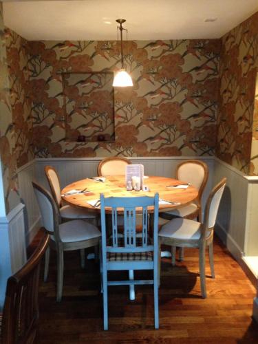 The Crown Inn Kemerton - image 7