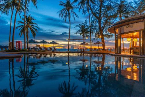 Outrigger Laguna Phuket Beach Resort