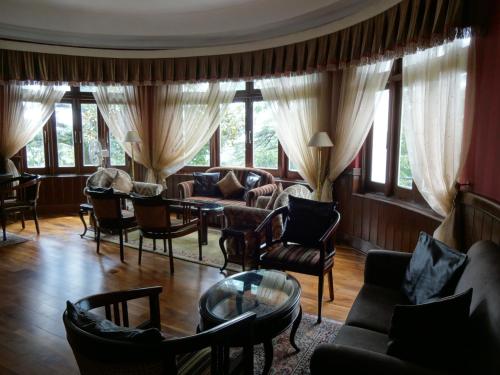 The Claridges Nabha Residence Mussoorie - 바/라운지