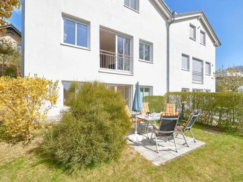 Haus Strandjuwel - Haus 2 "Sonnenträumer" mit Sauna und Terrasse in Ostseebad Sellin, Deutschland