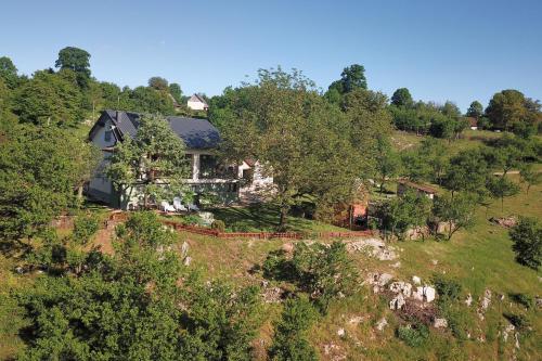 Luxury Apartman Alex with sauna in 古特里維