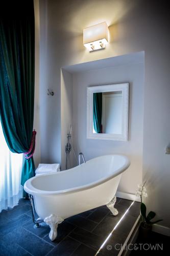Chic & Town Luxury Rooms Piazza di Spagna, Řím (fotografie 9)