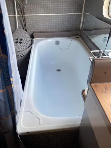 Vannas istaba, La Caravane LE NID DOUILLET in Saliceto