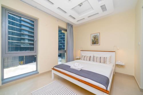 ALH Vacay - 2 Bedrooms in Downtown Dubai - image 14