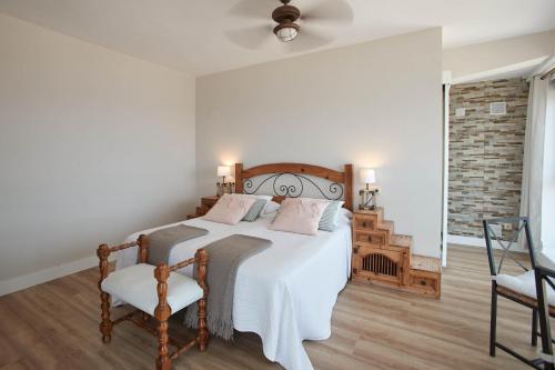 Suite with Sea View image 2