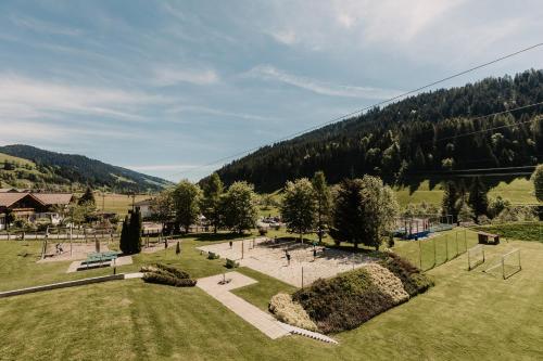 Hofgut Apartment & Lifestyle Resort Wagrain