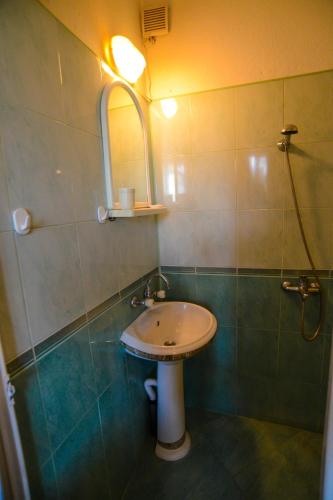 Topuzovi Guest House