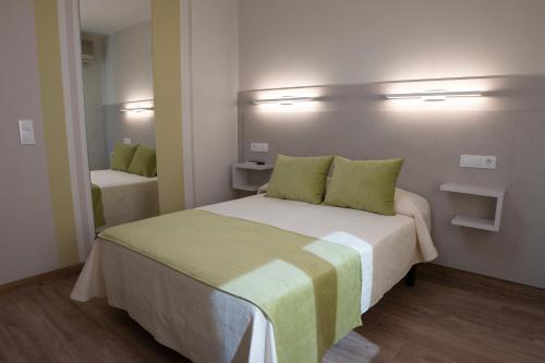 Hostal Restaurante el Cary