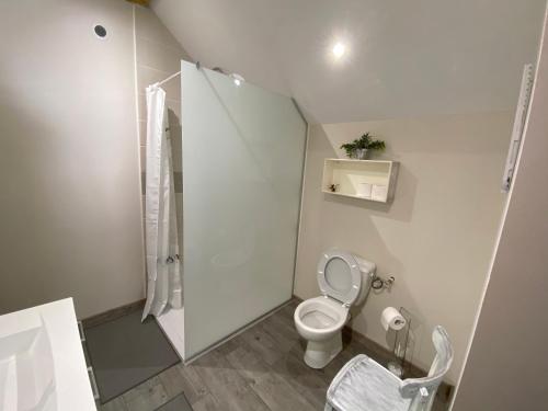 Chambre privative chez Toutoune in Beaurepaire En Bresse