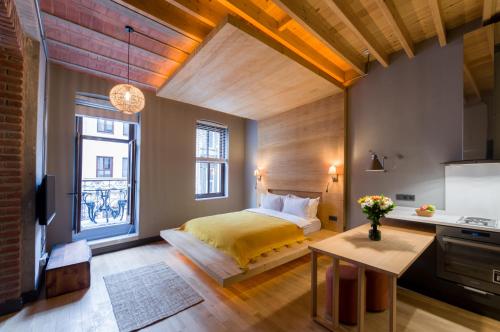 Art Pera Suites - image 12