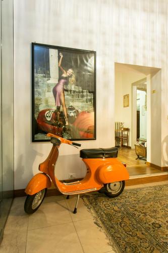 The Leoncino Hotel - image 6