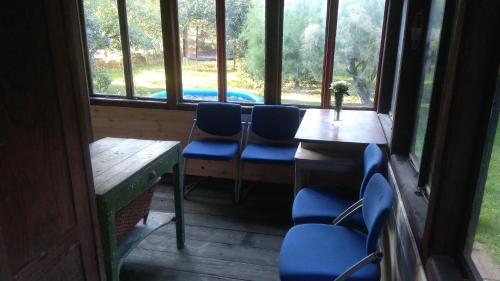 Facilities, Old Summer House with renovated bathroom in Prague 21