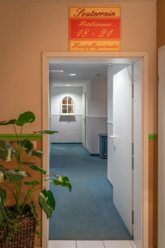 Parkhotel Neustadt Garni 666m von Graf-von-Lindenau-Halle entfernt