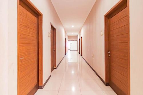 RedDoorz near Lembang Park & Zoo 2