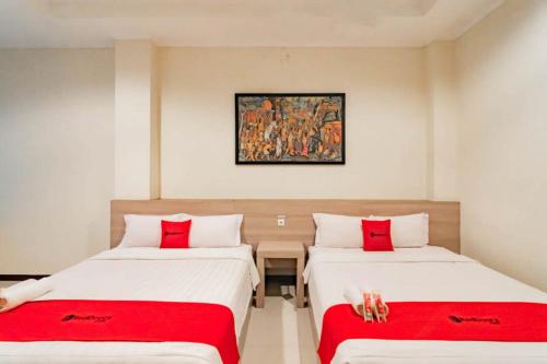 RedDoorz @ Sersan Bajuri Atas Room Type - Suite