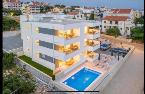 Luxury Apartment Majda with a pool