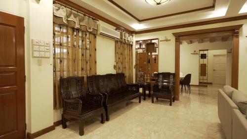 Seremban Resort Villa 163 by Vale Pine