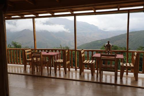 Forest INN in Kalavan