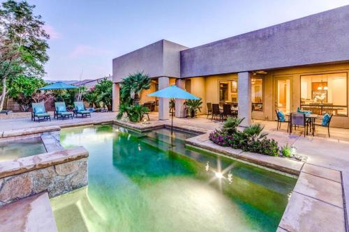 Aurora by AvantStay - main image