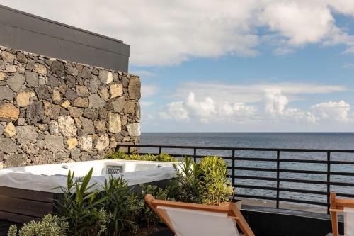 White Exclusive Suites & Villas - image 7