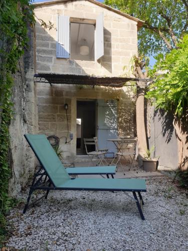 La petite maison gîte à louer Uzès
