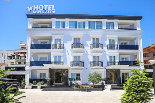 Imperator Hotel 4*