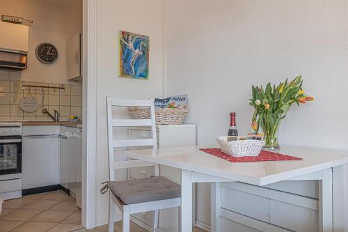 fewo1846 - Sonne und Meer - kleines Studio-Apartment mit Balkon und Meerblick, Glücksburg (zdjęcie 5)