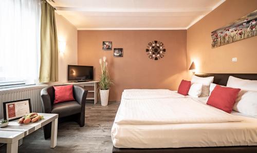 Double or Twin Room with Balcony