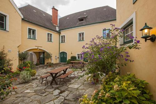 Gästehaus Huber - Pension de famille - Weissenkirchen in der Wachau