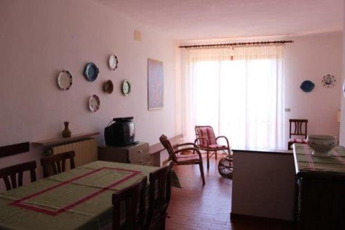 Two-Bedroom Apartment (6 Adults) image 1