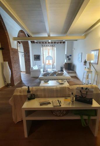 Közös társalgó / TV, MattiMamiHouse in Montepescali