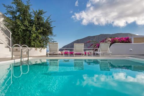 Spacious 3-Bed Villa with private pool in Pyrgos