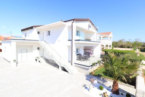 A szálláshely kívülről, Vrsi Apartments in Zukve