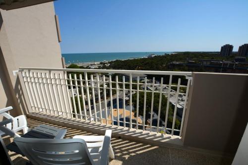 Lignano Pineta with sea view - image 3