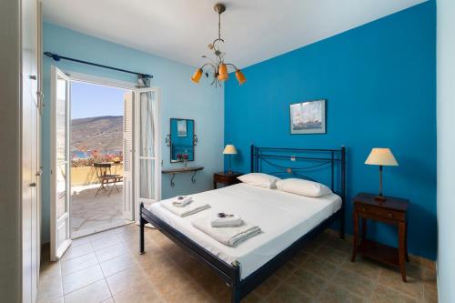 2 bedrooms, 3 beds