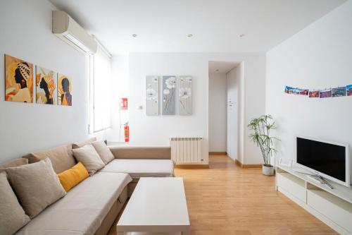 Cosy Apartment Malasaña - Tap to explore photos