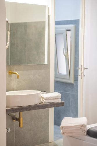 iRooms - Spanish Steps - image 6