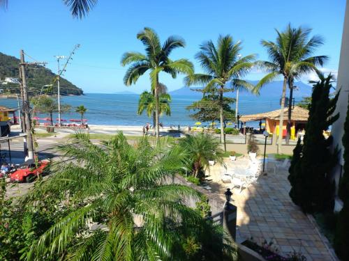 Lindo apartamento com vista para o mar em Caraguá!