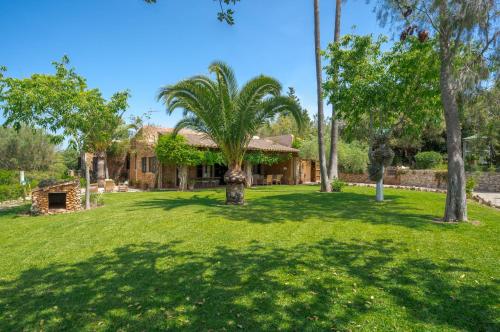 Preciosa Casa Rural con piscina en Son Servera gîte à louer Son Servera
