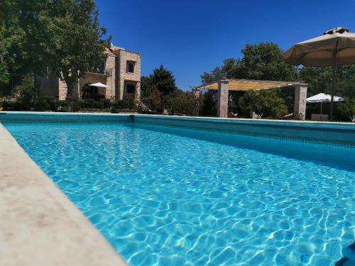  Villa Ermis - The Cretan Castello in Kástellos