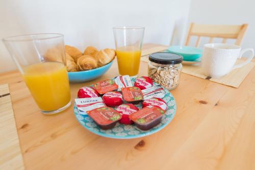 Milia’s Apartment Milia’s Apartment