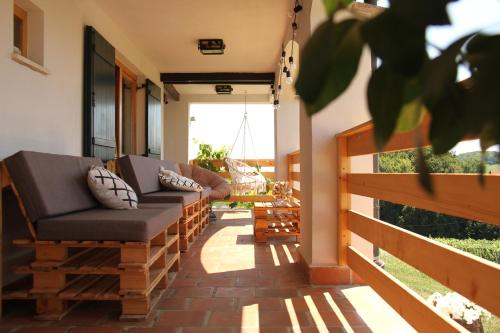 شرفة/ تراس, Wooden fairytale in دوبرنا