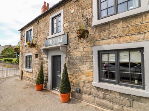 A szálláshely kívülről, The Loft at The George in Clay Cross