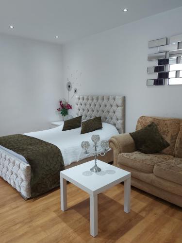 Lux Apartment in Gatwick